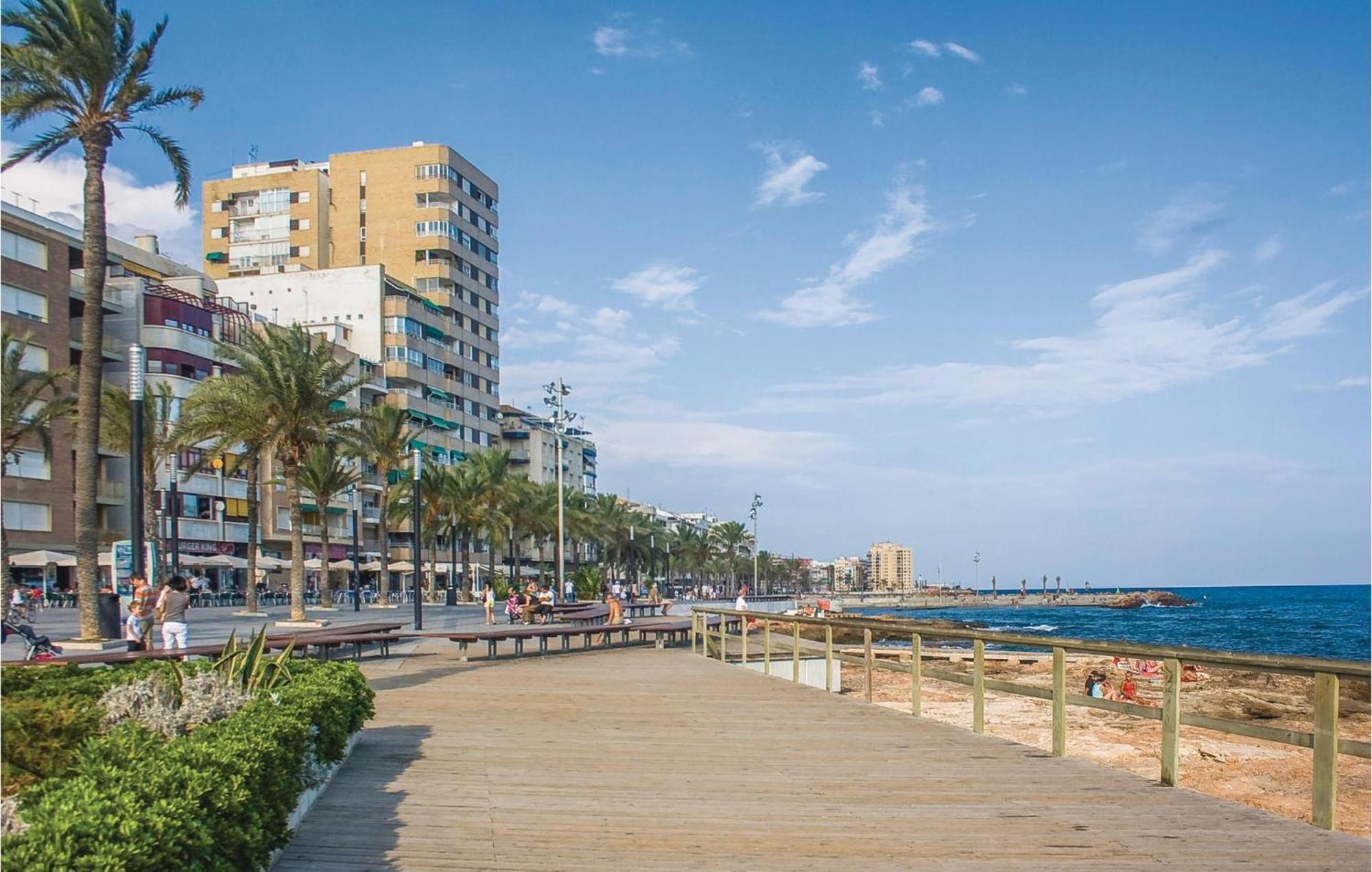 Amazing Apartment In Torrevieja With Wifi Exteriér fotografie